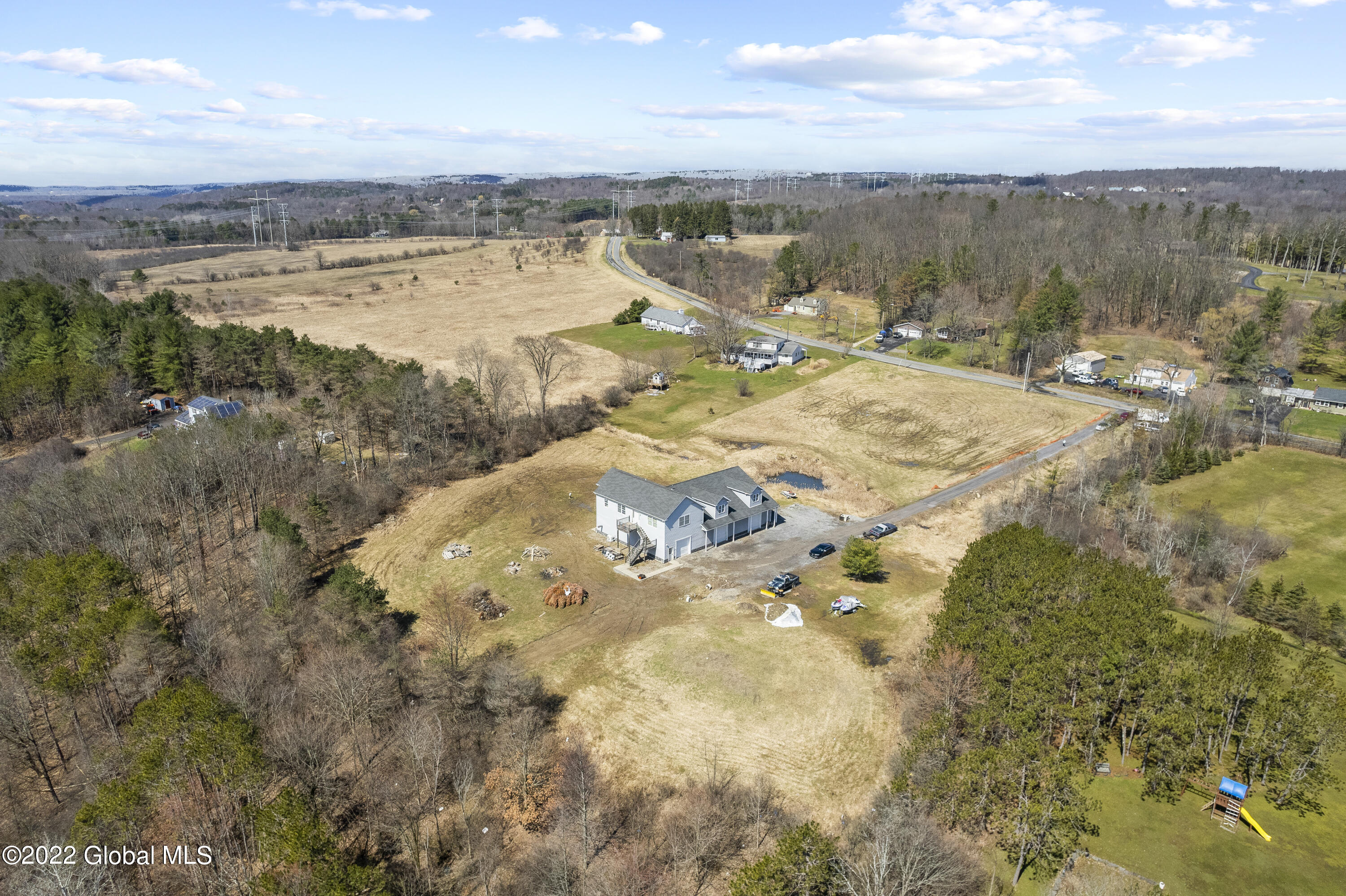 643 Scotch Ridge Road Rotterdam, NY 12306 - Photo 5 of 39 35