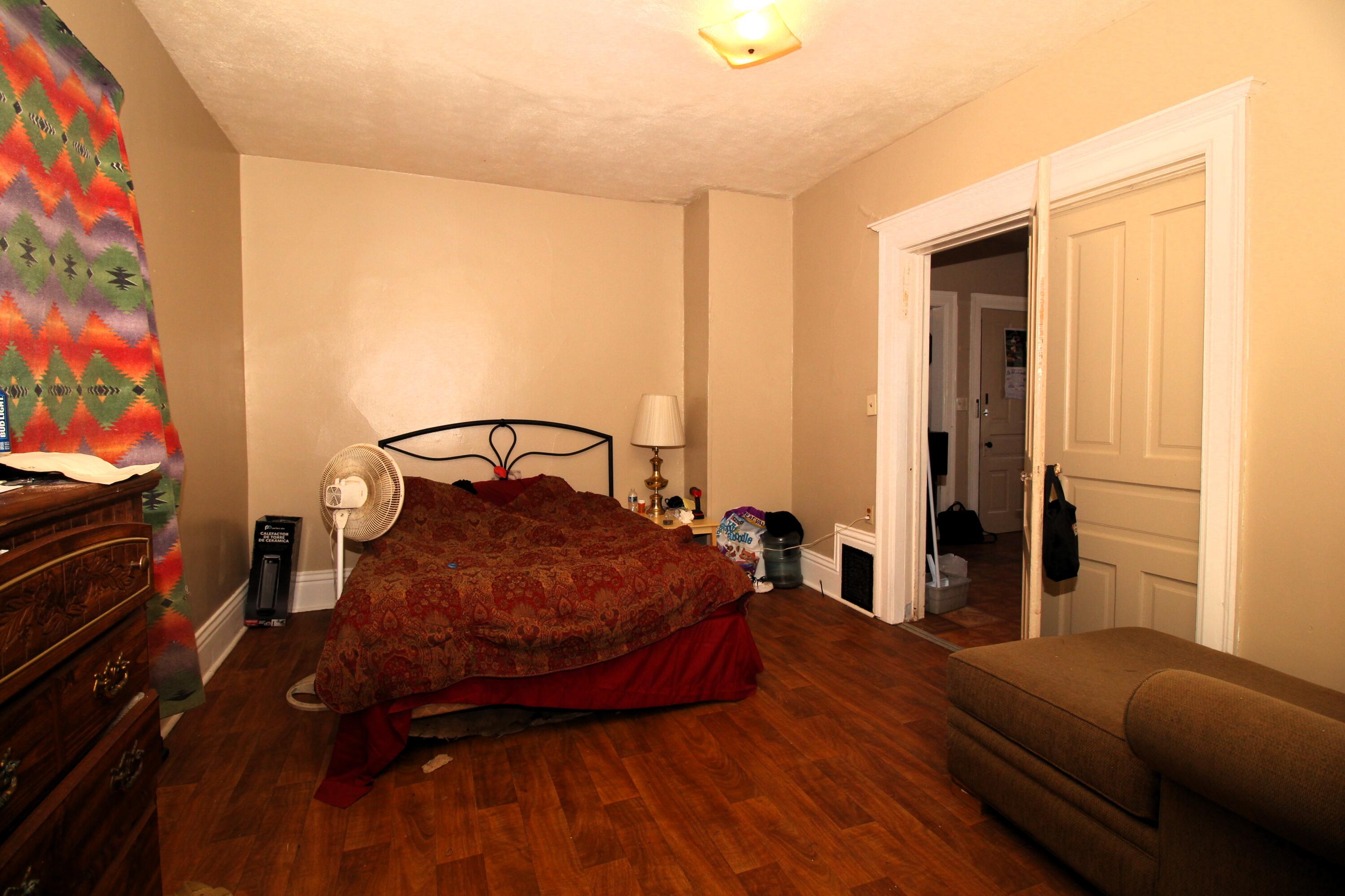 1015 Hagerer Street Racine, WI 53402 - Photo 5 of 31 Bedrooom 1