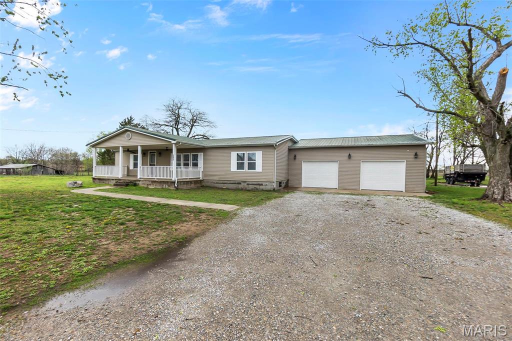 293 County Road 346 Benton, MO 63736 - Photo 2 of 28