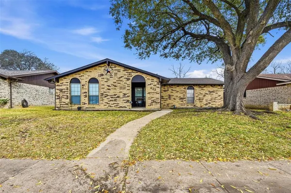 $285,000 | 423 Charlotte Street, Duncanville, TX 75137