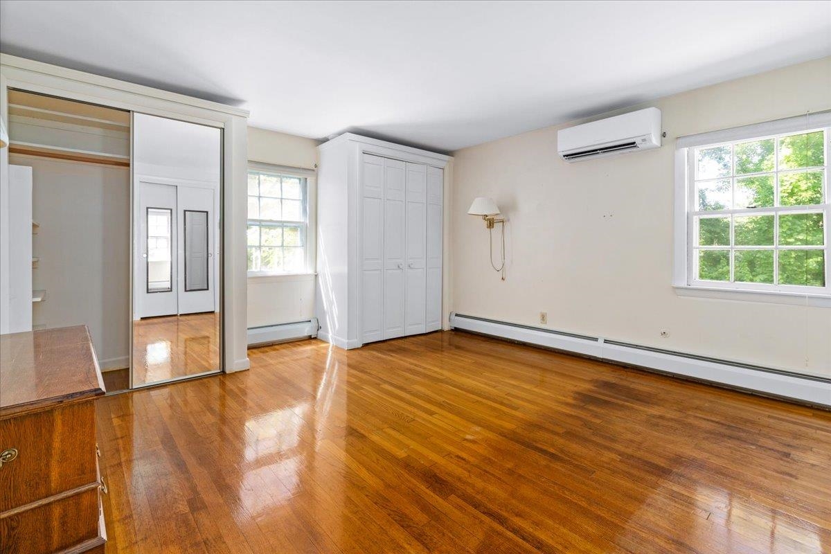 76 Windham Road Hudson, NH 03051 - Photo 12 of 40