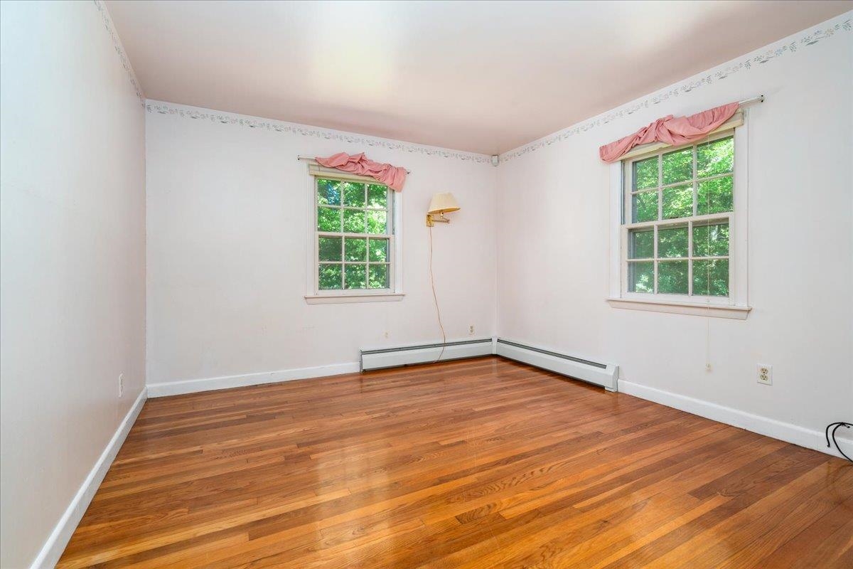 76 Windham Road Hudson, NH 03051 - Photo 14 of 40