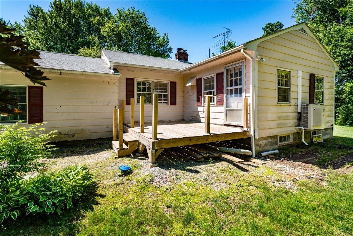 76 Windham Road Hudson, NH 03051 - Photo 28 of 40