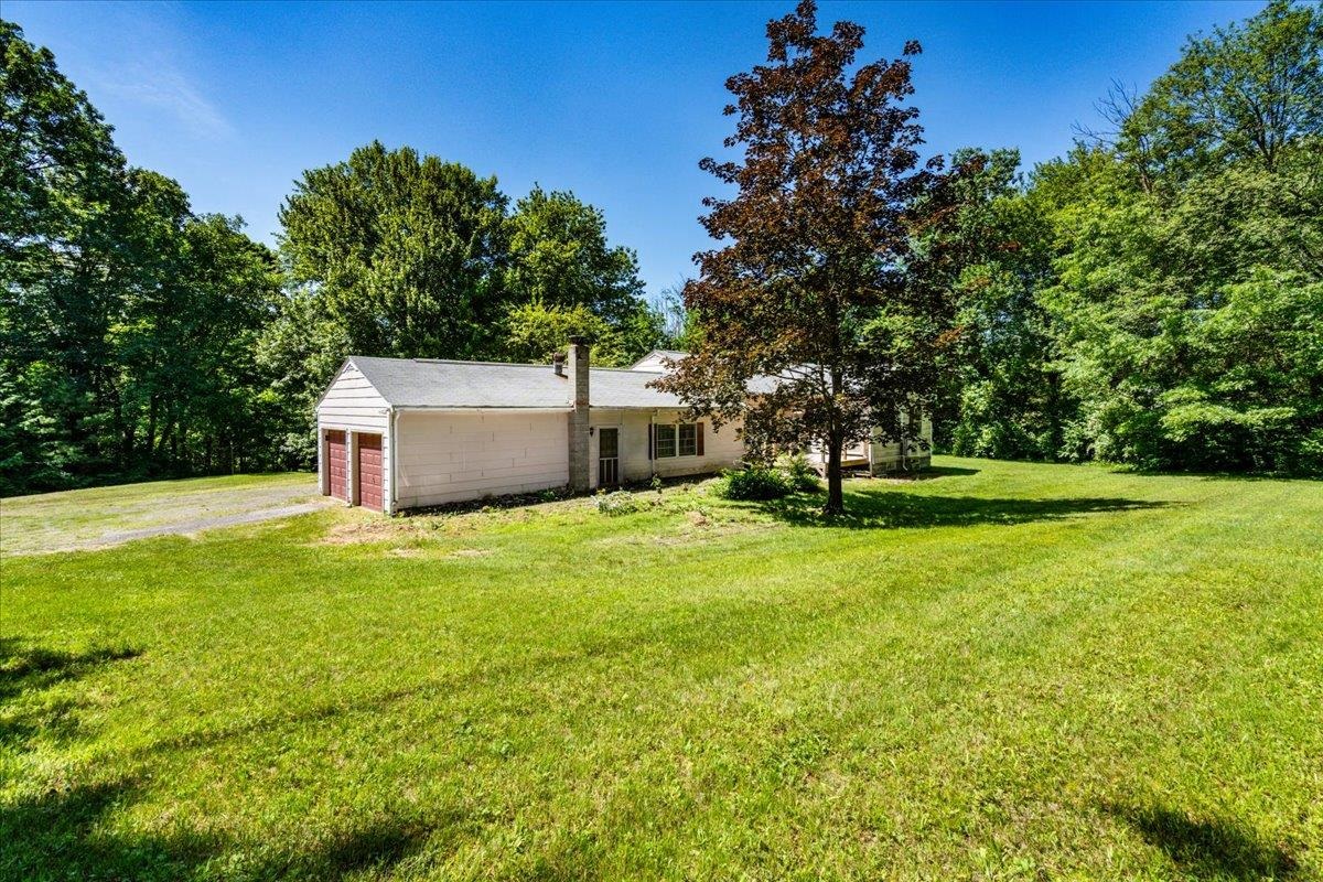 76 Windham Road Hudson, NH 03051 - Photo 33 of 40