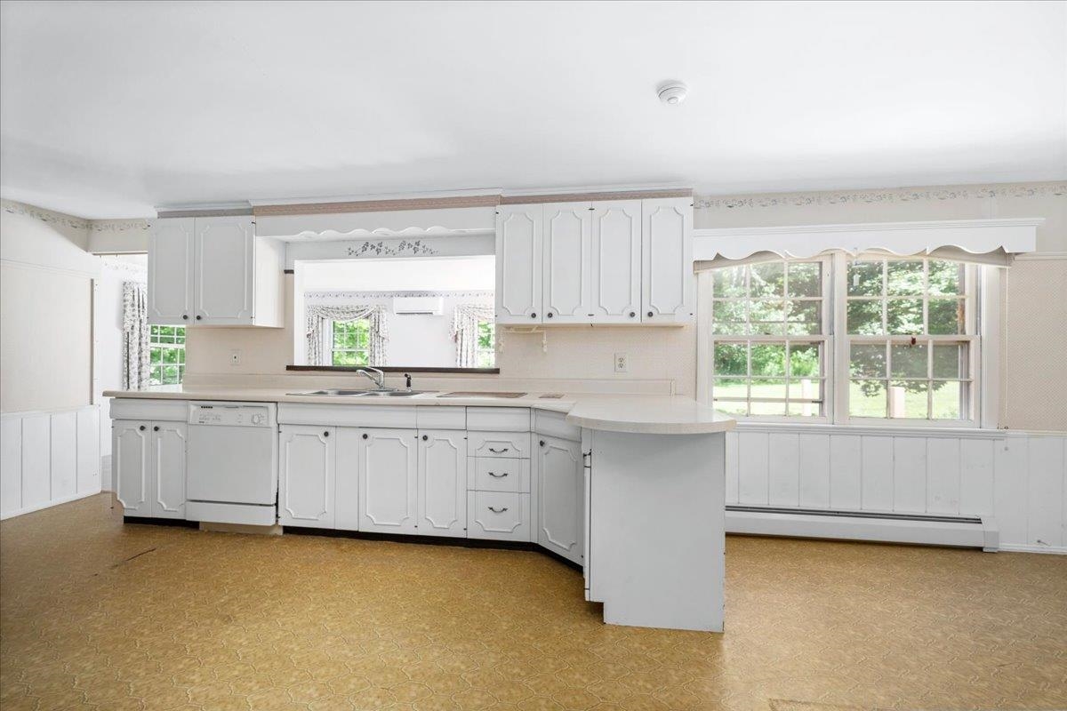 76 Windham Road Hudson, NH 03051 - Photo 39 of 40