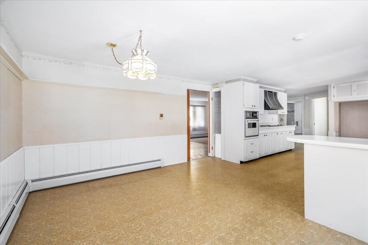 76 Windham Road Hudson, NH 03051 - Photo 5 of 40