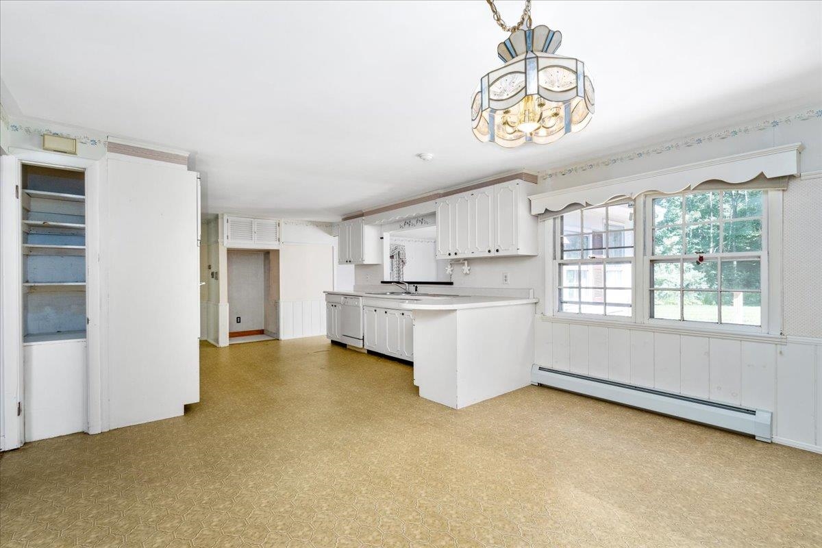 76 Windham Road Hudson, NH 03051 - Photo 6 of 40