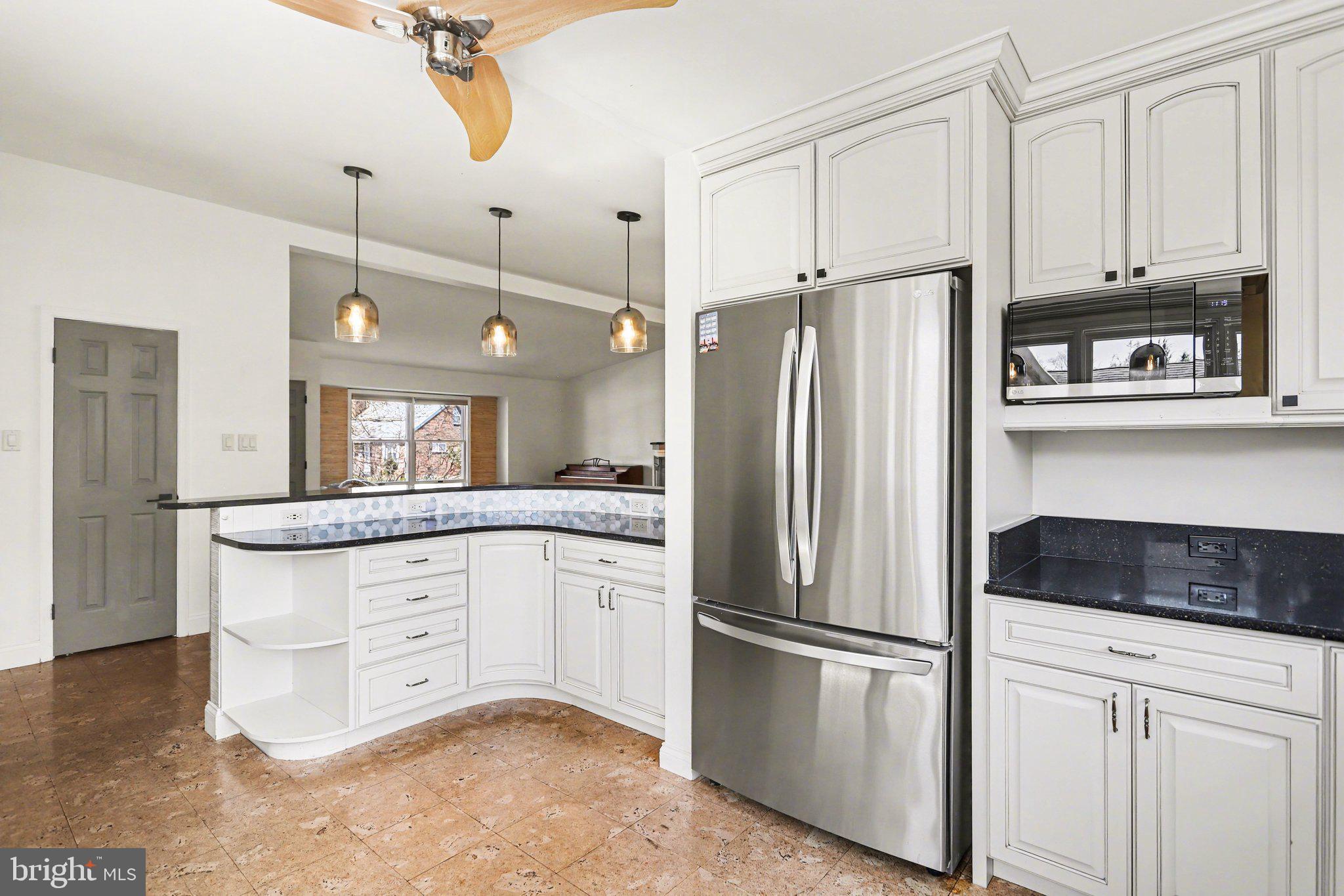 4620 North Road Harrisburg, PA 17109 - Photo 12 of 44