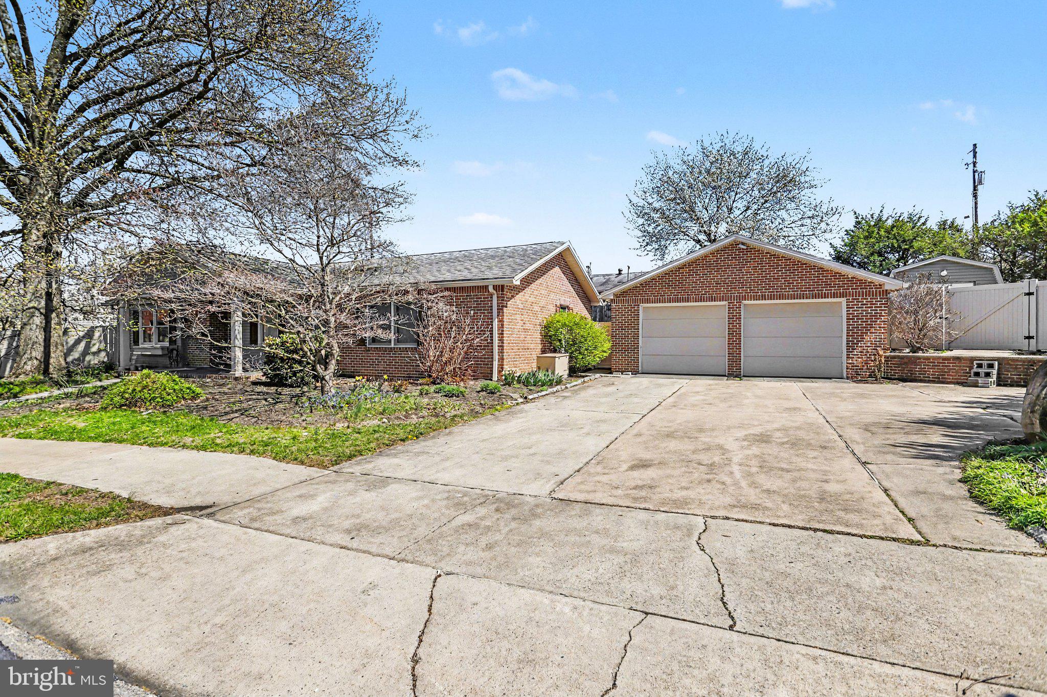 4620 North Road Harrisburg, PA 17109 - Photo 3 of 44