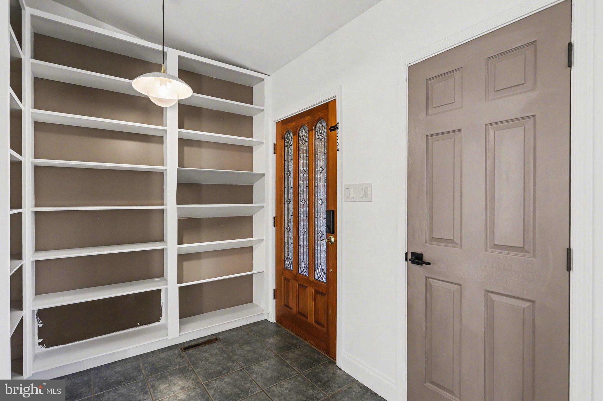 4620 North Road Harrisburg, PA 17109 - Photo 5 of 44