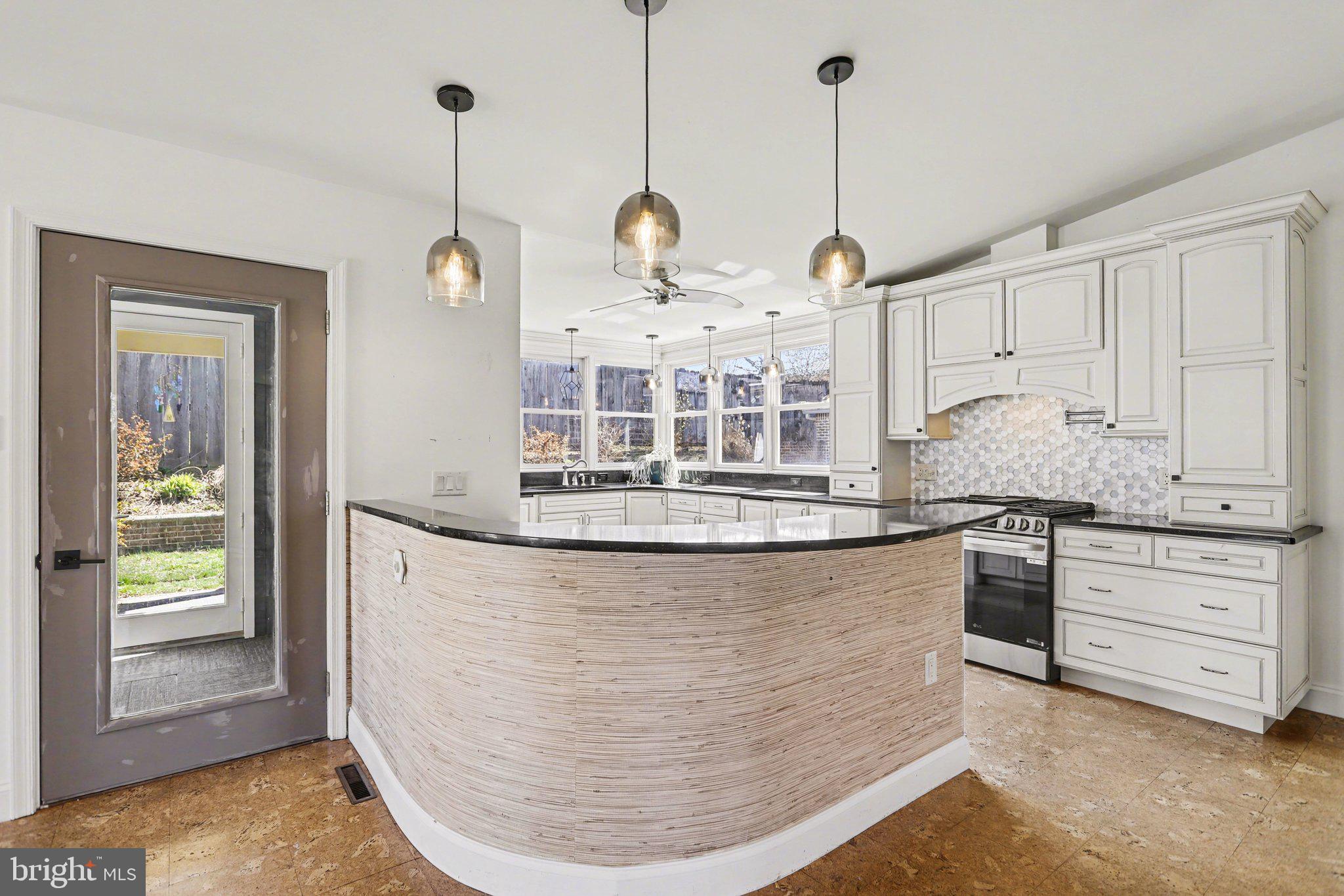 4620 North Road Harrisburg, PA 17109 - Photo 10 of 44