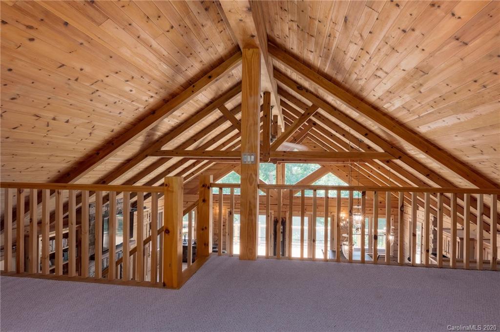 156 Red Oak Road Marshall, NC 28753 - Photo 22 of 41 Gallery Image 22