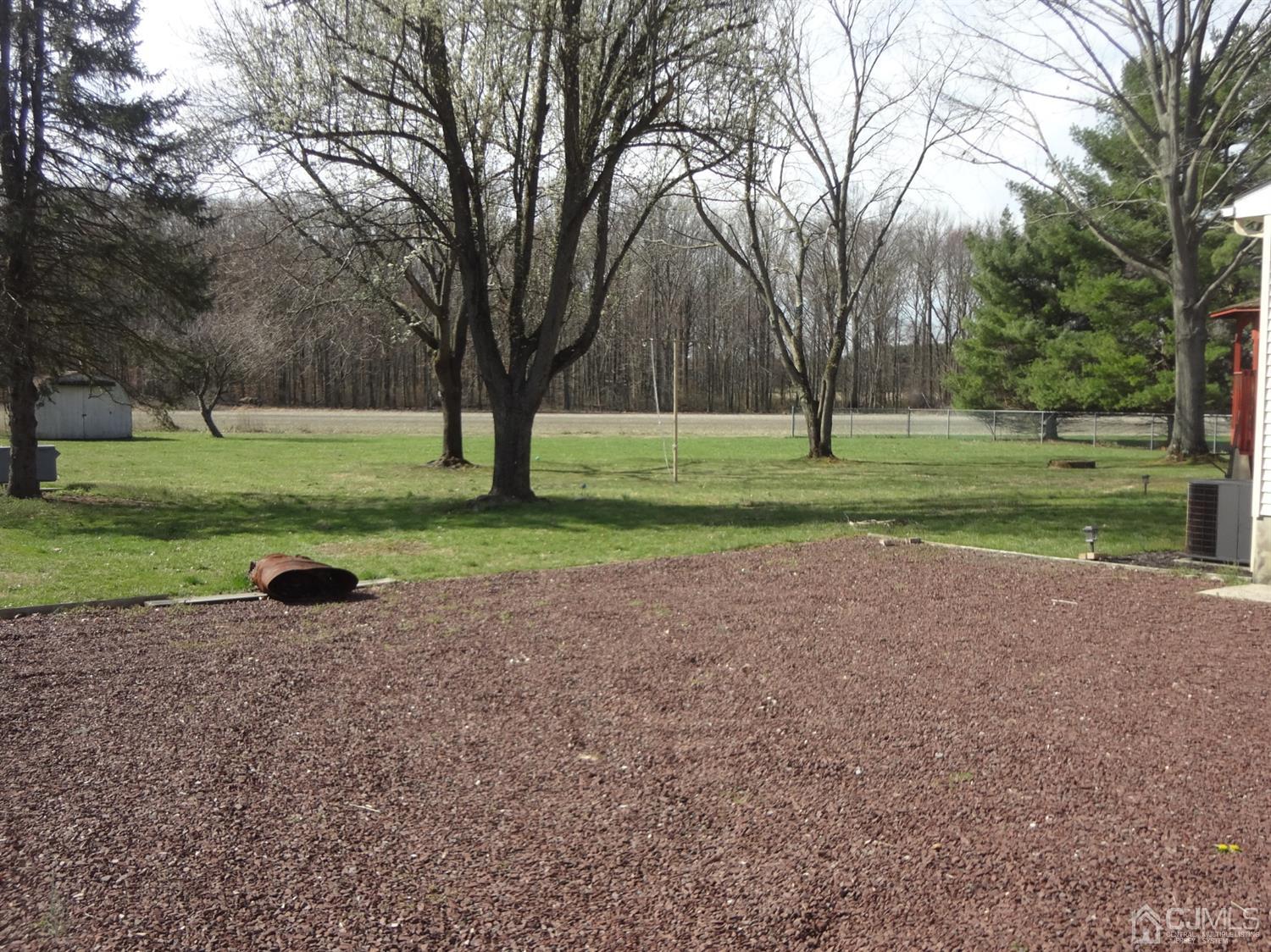 303 Friendship Road Cranbury, NJ 08512 - Photo 13 of 31 Gallery Image 13