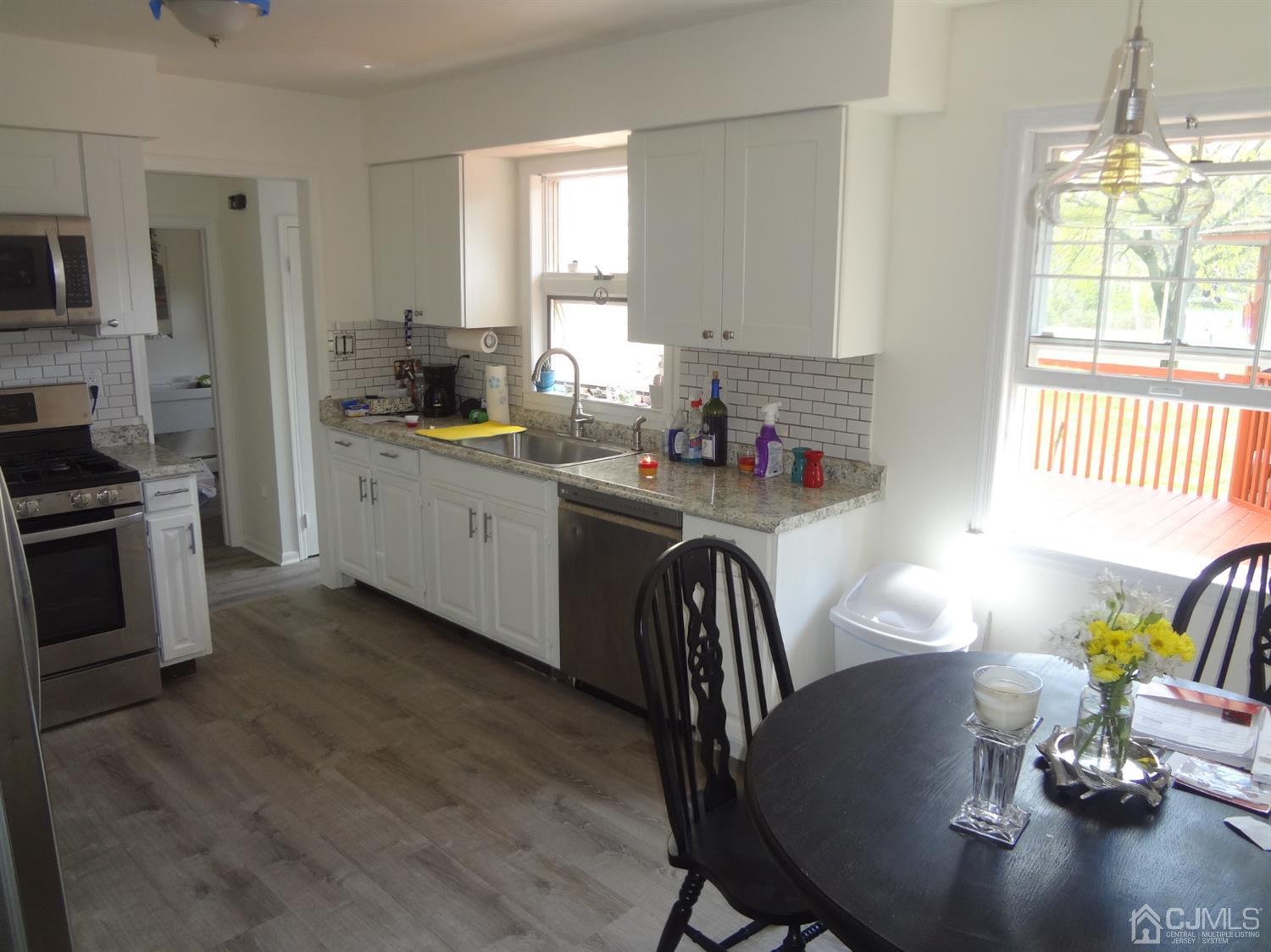 303 Friendship Road Cranbury, NJ 08512 - Photo 15 of 31 Gallery Image 15