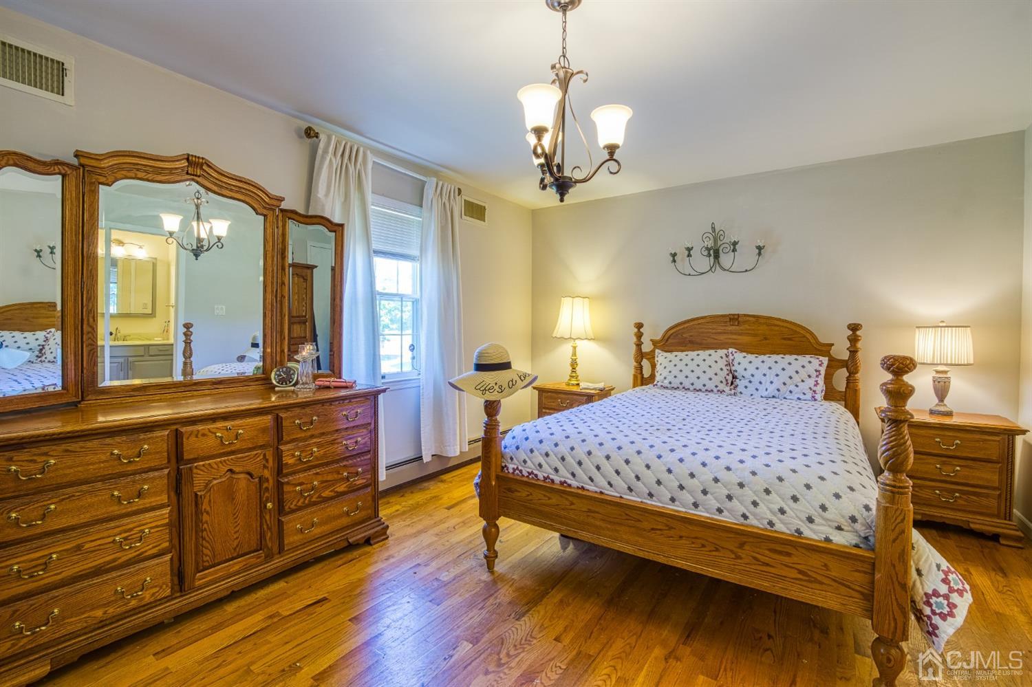 303 Friendship Road Cranbury, NJ 08512 - Photo 28 of 31 Gallery Image 28