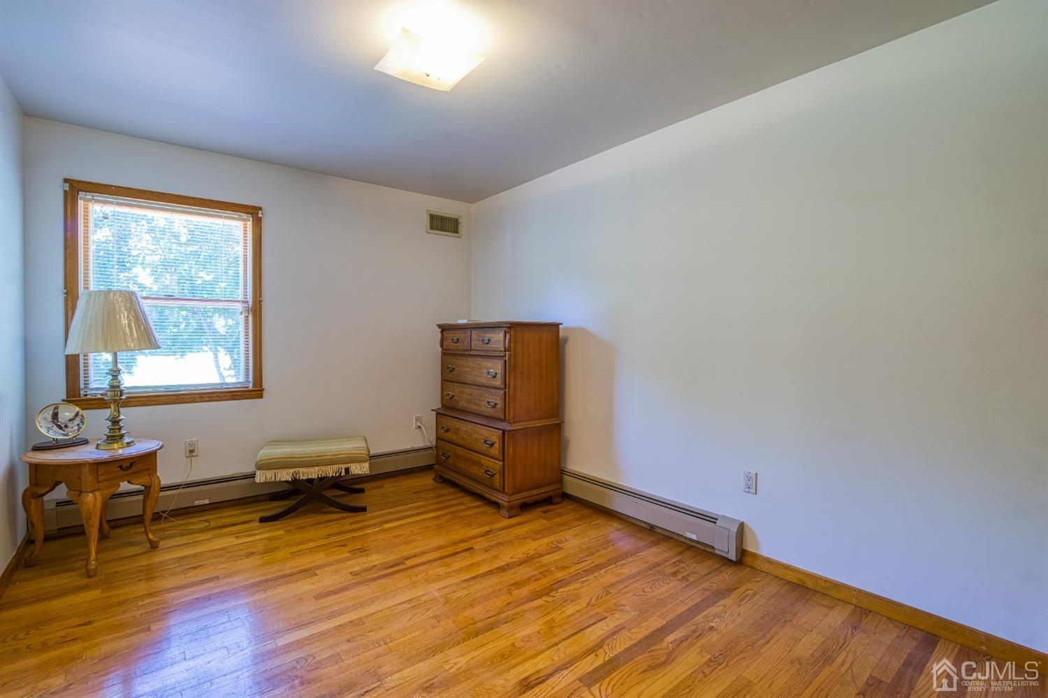 303 Friendship Road Cranbury, NJ 08512 - Photo 29 of 31 Gallery Image 29