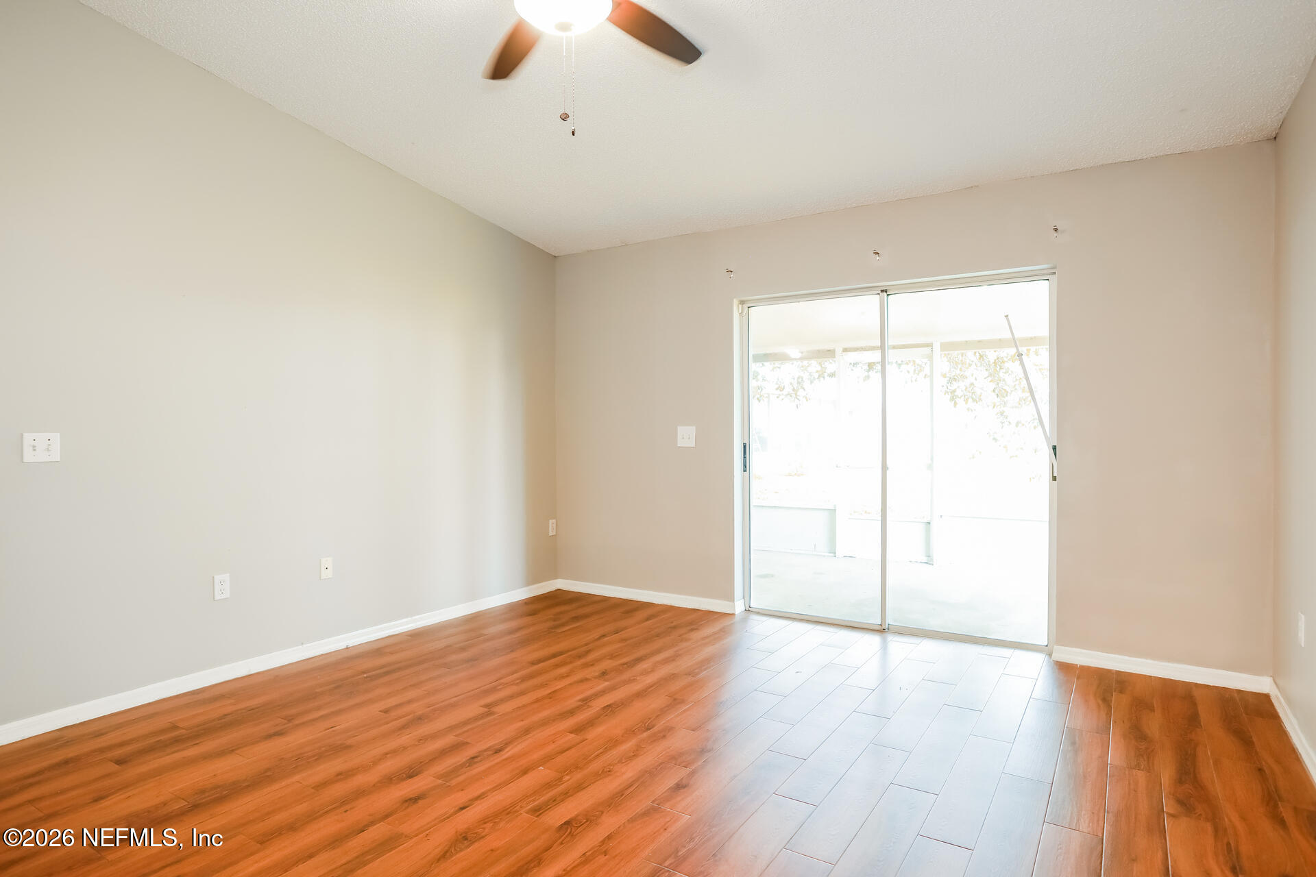 6992 Deer Island Road Jacksonville, FL 32244 - Photo 9 of 21 009-photo-family-room-15428230