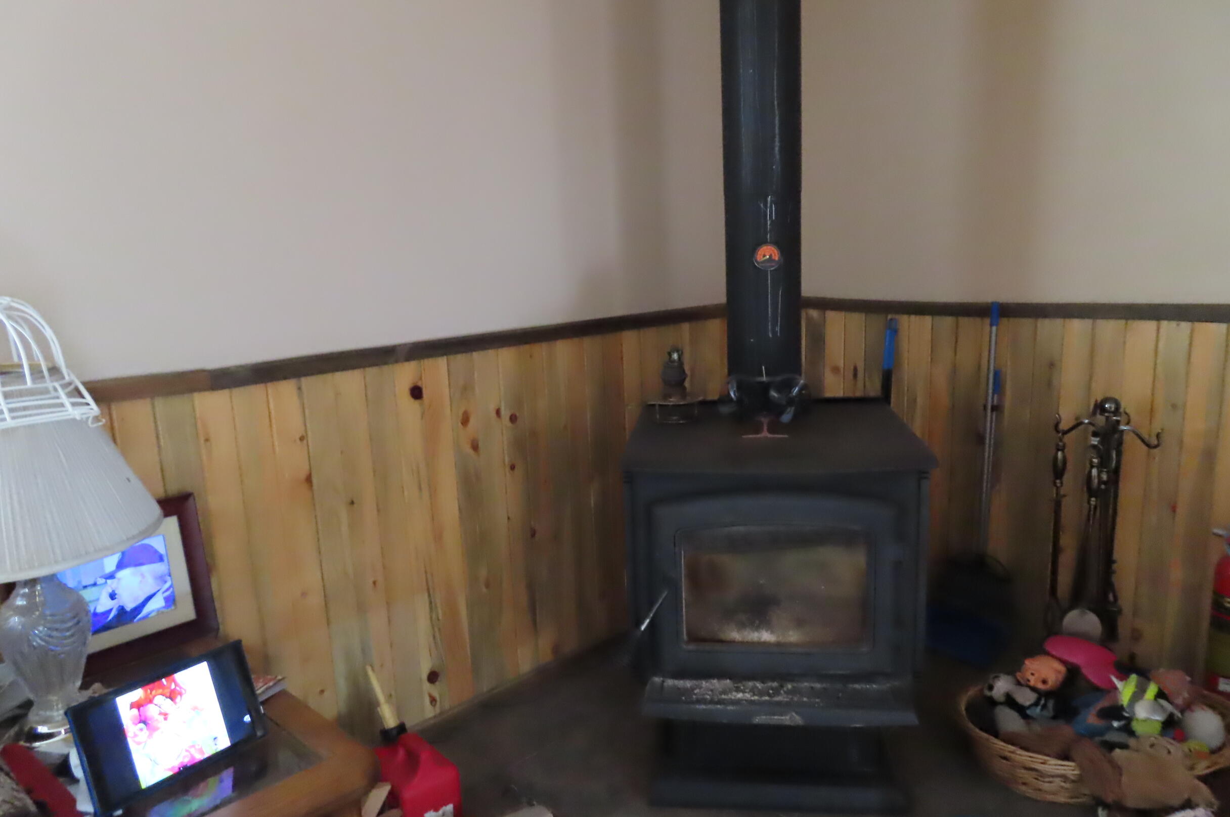51240 Dianne Road La Pine, OR 97739 - Photo 12 of 45 Wainscot milled from timber Lava Lake area