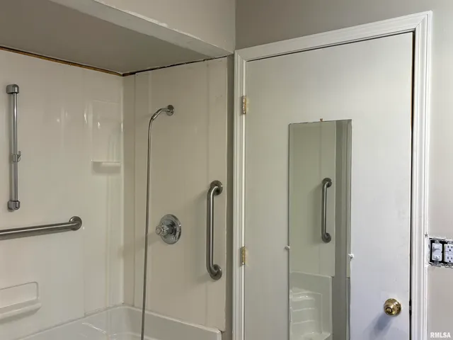 $74,000 | 1010 Steven Lane, Murphysboro, IL 62966