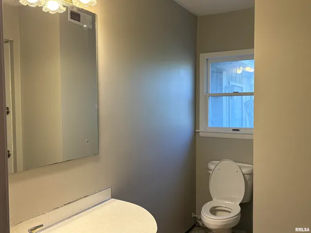 $74,000 | 1010 Steven Lane, Murphysboro, IL 62966