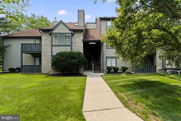 $279,900 | 5302 A Aberdeen Drive, Mount Laurel, NJ 08054