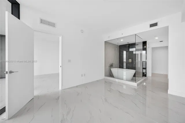 $1,894,999 | 700 Northeast 24th Street, Unit 2606, Miami, FL 33137