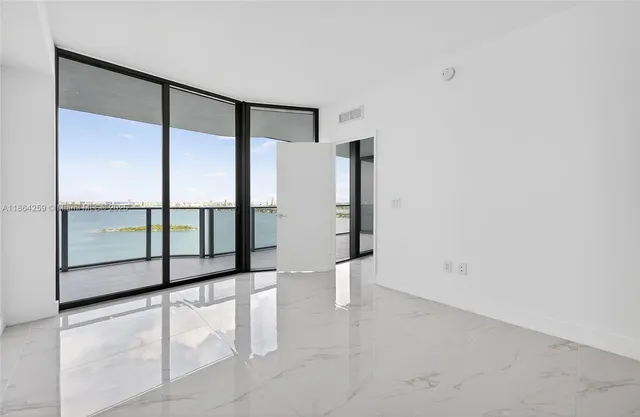 $1,894,999 | 700 Northeast 24th Street, Unit 2606, Miami, FL 33137