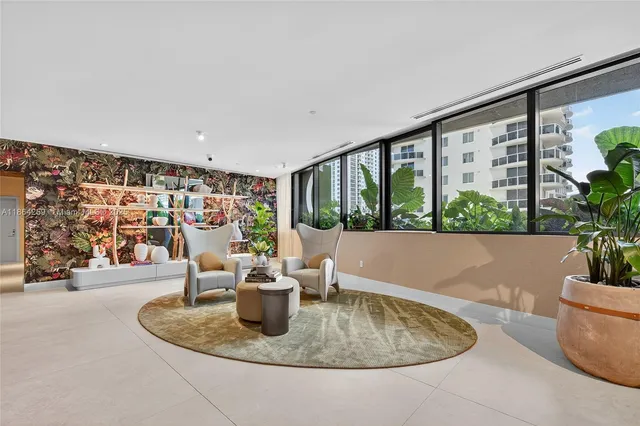 $1,894,999 | 700 Northeast 24th Street, Unit 2606, Miami, FL 33137