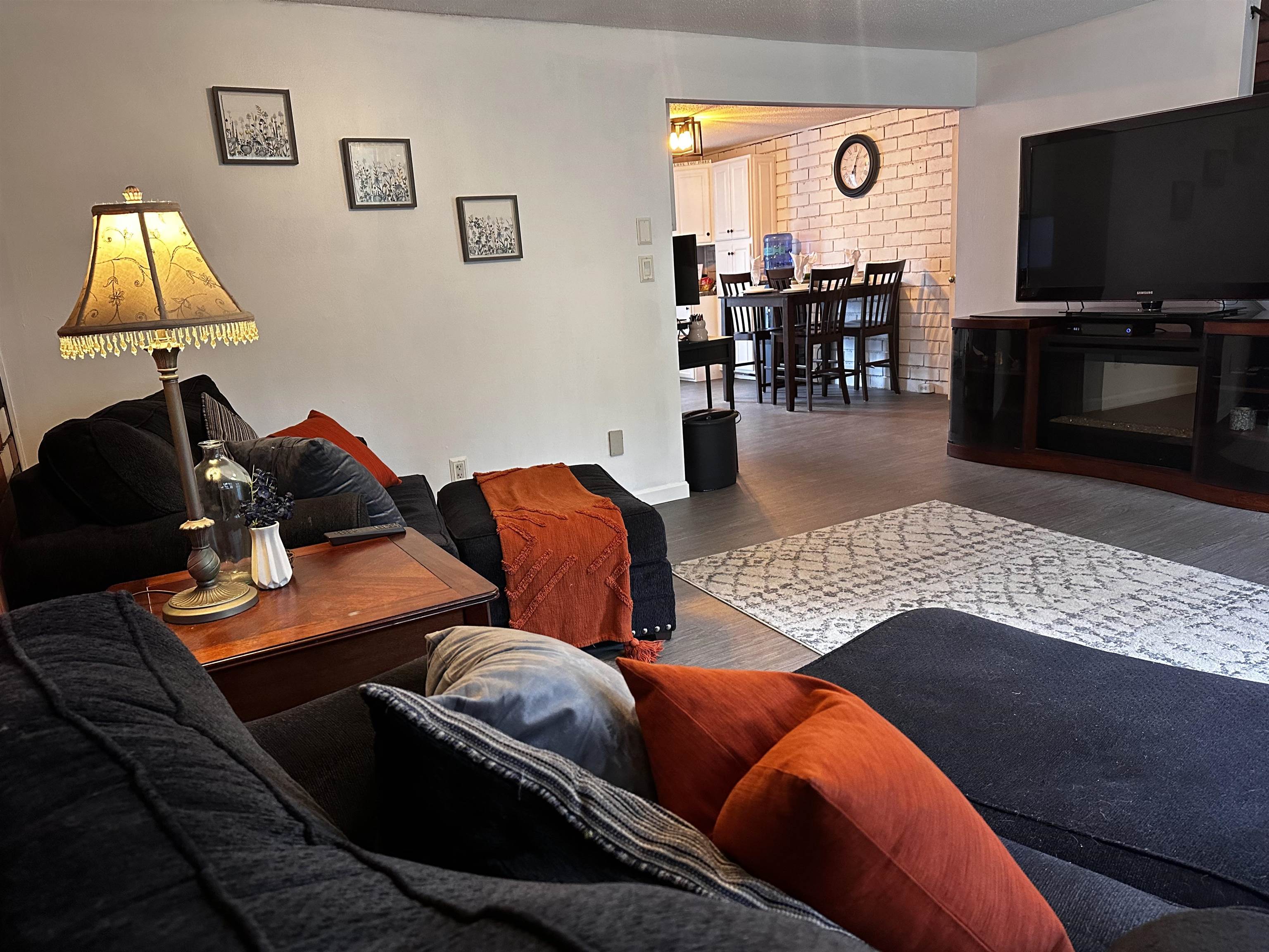 41 Olde Country Village Road, Unit 41 Londonderry, NH 03053 - Photo 3 of 34 Gallery Image 3