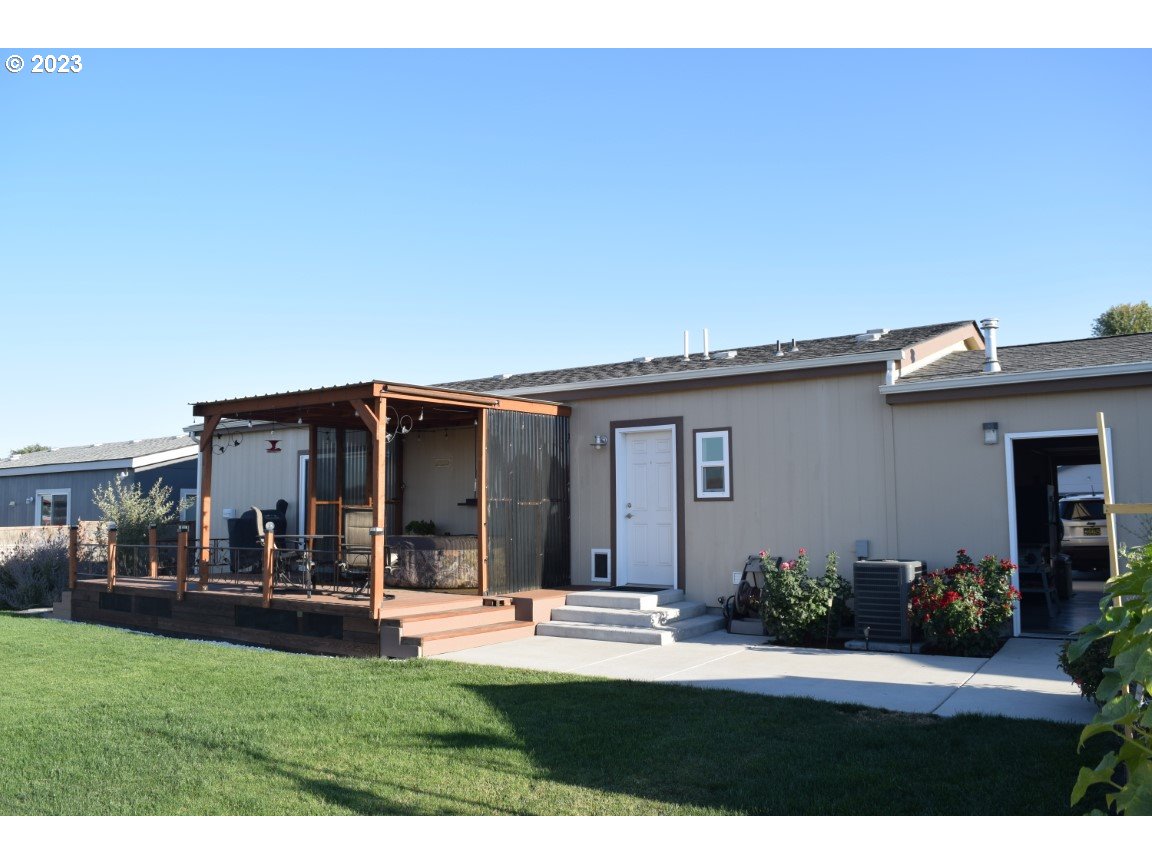 3073 Southwest River View Drive Pendleton, OR 97801 - Photo 5 of 30 Gallery Image 5