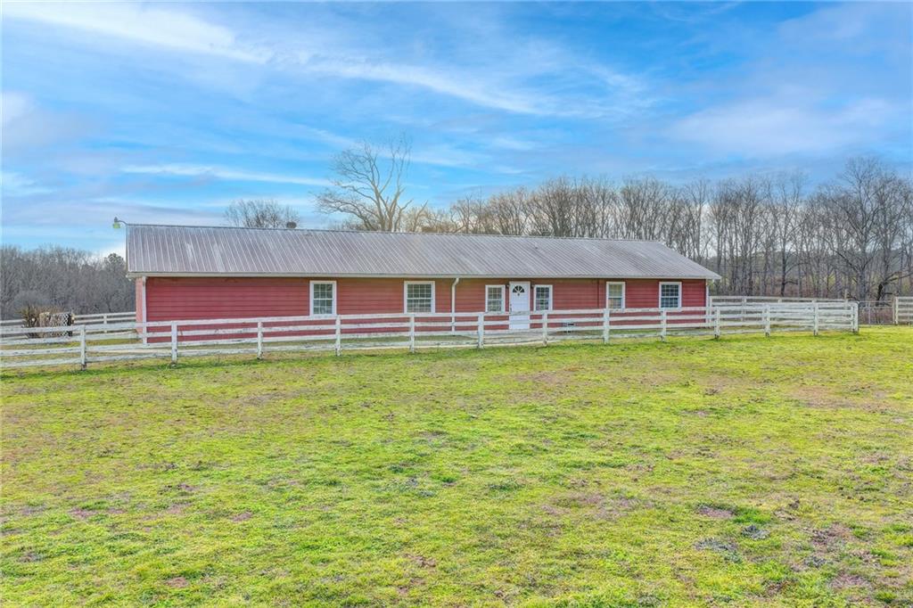 9235 Old Federal Road Ball Ground, GA 30107 - Photo 4 of 52