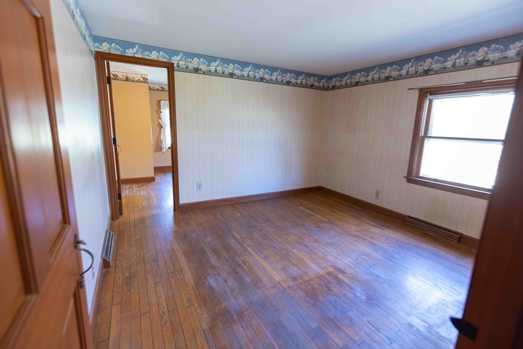 250 Main Road Westport, MA 02790 - Photo 14 of 41 Gallery Image 14