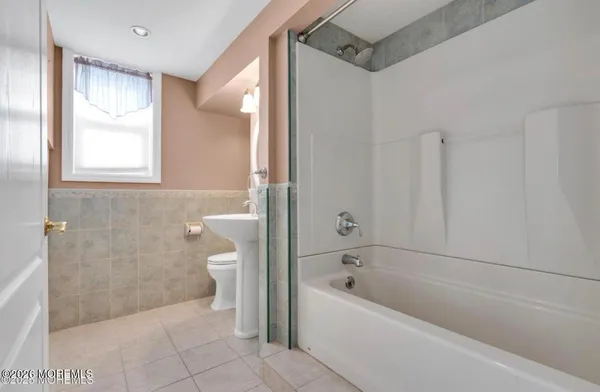 $3,600 | 2317 South Street, Toms River, NJ 08753