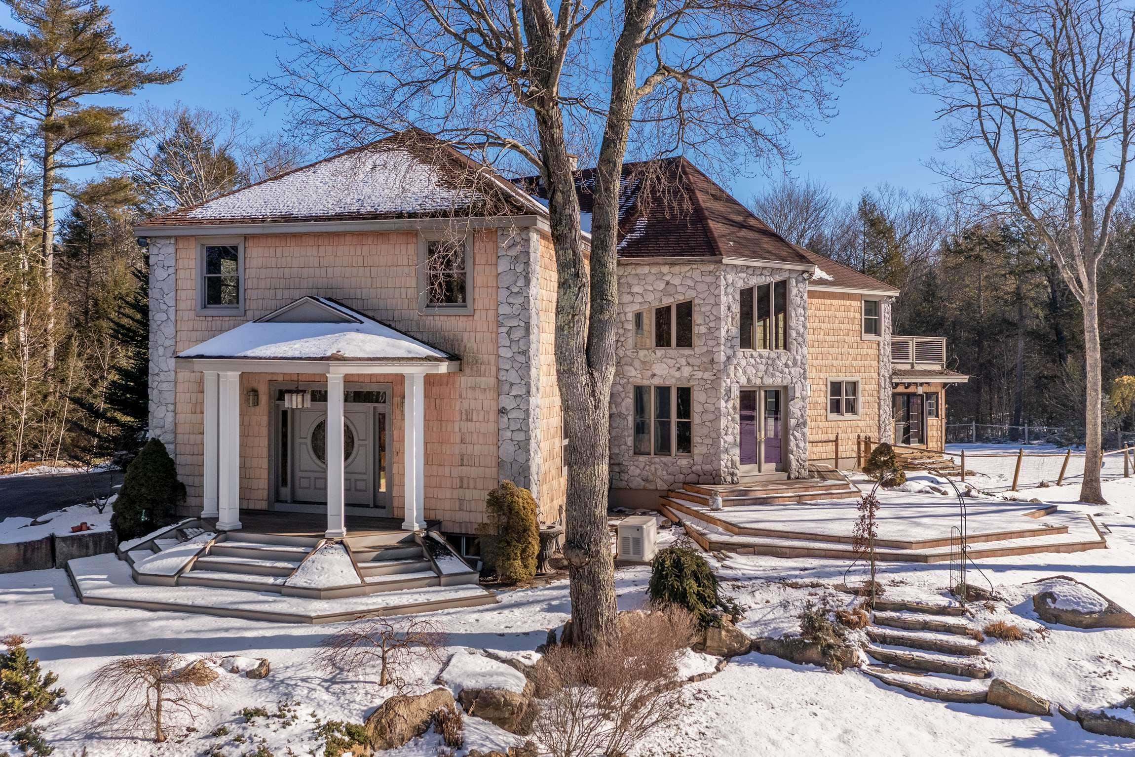 3 Rokonomo Way York, ME 03902 - Photo 1 of 40 Gallery Image 1