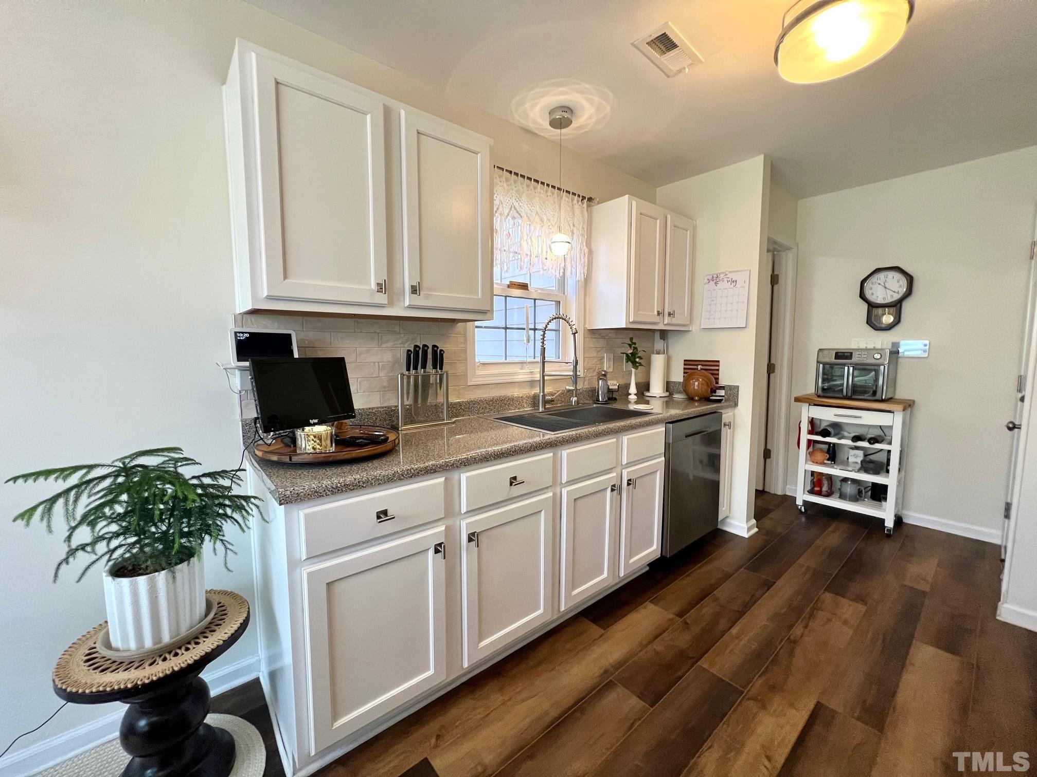 1492 Cane Mill Road Coats, NC 27521 - Photo 6 of 19 Gallery Image 6