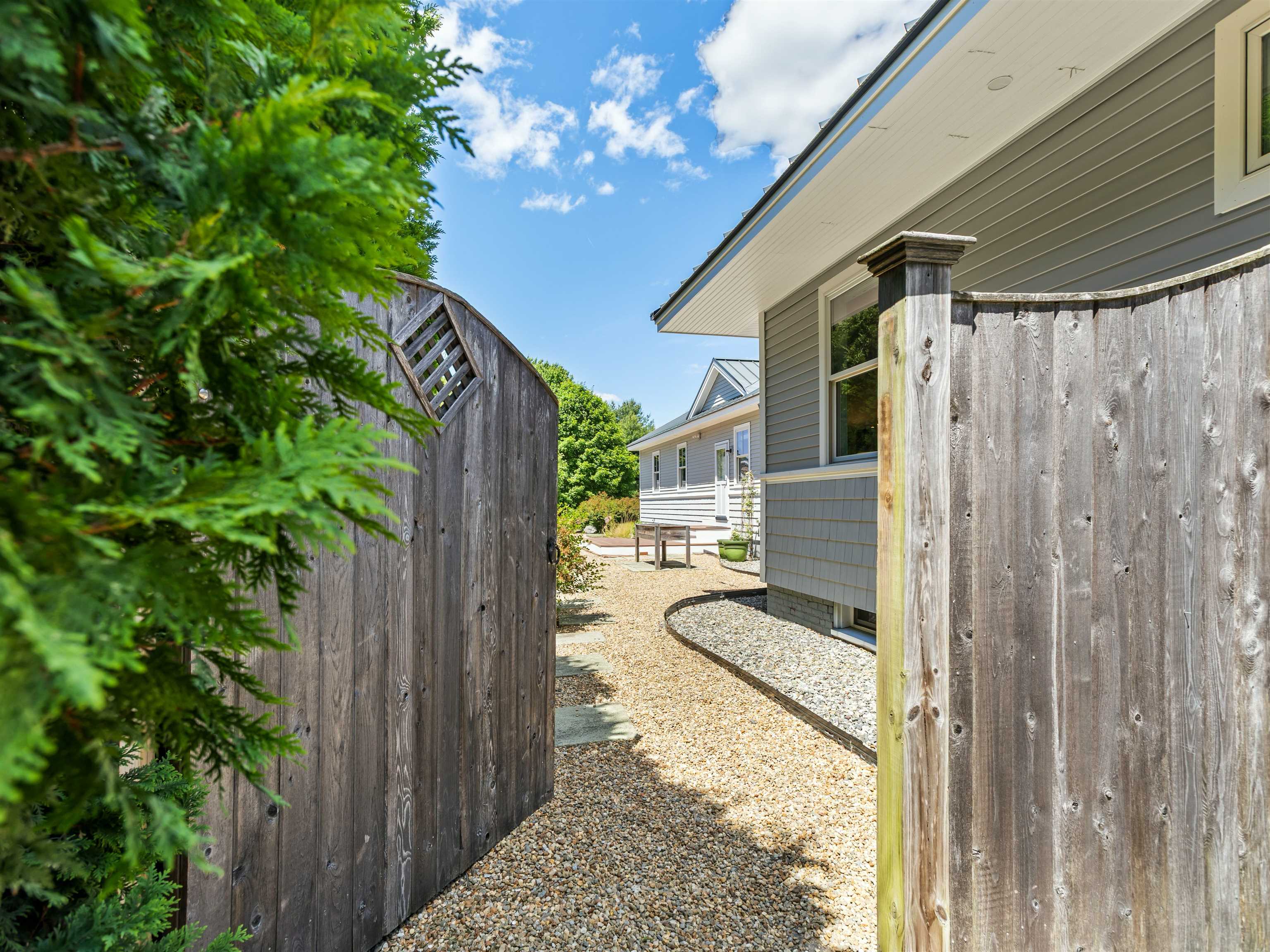 384 Winnacunnet Road Hampton, NH 03842 - Photo 13 of 54