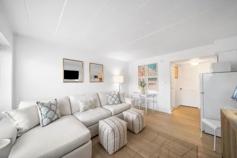 $289,000 | 2101 Surf Avenue, Unit 103, North Wildwood, NJ 08260