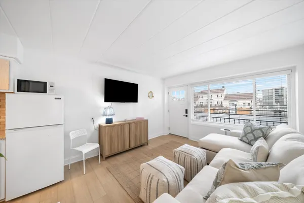 $289,000 | 2101 Surf Avenue, Unit 103, North Wildwood, NJ 08260
