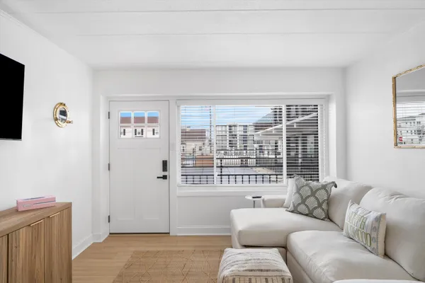 $289,000 | 2101 Surf Avenue, Unit 103, North Wildwood, NJ 08260