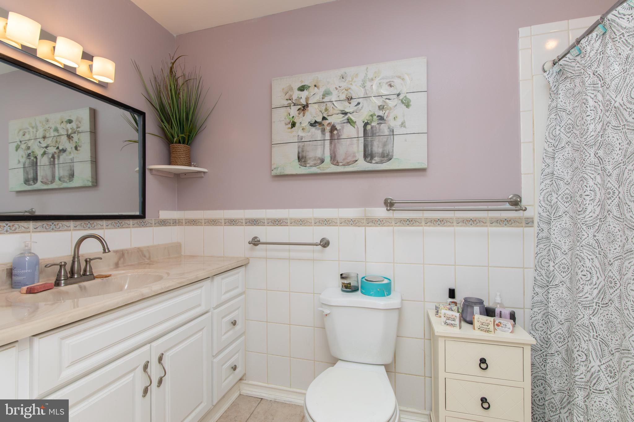 25 Bryant Road Turnersville, NJ 08012 - Photo 29 of 51 2nd Full Bathroom on Main Level