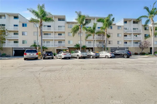 $419,900 | 3565 Linden Avenue, Unit 255, Long Beach, CA 90807