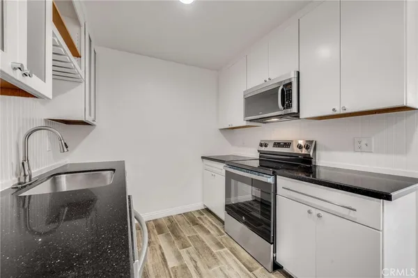 $419,900 | 3565 Linden Avenue, Unit 255, Long Beach, CA 90807