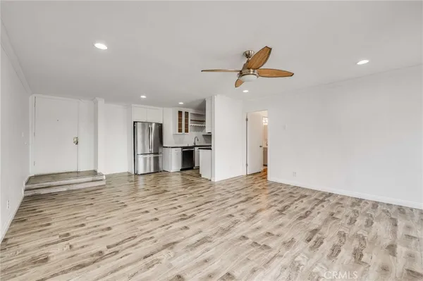 $419,900 | 3565 Linden Avenue, Unit 255, Long Beach, CA 90807