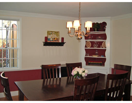 9 Shaw Road Wellesley, MA 02481 - Photo 6 of 12