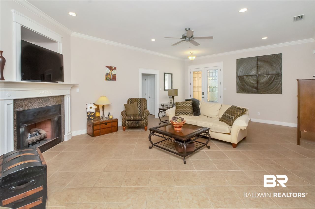 950 South Weatherby Street Saraland, AL 36571 - Photo 10 of 47