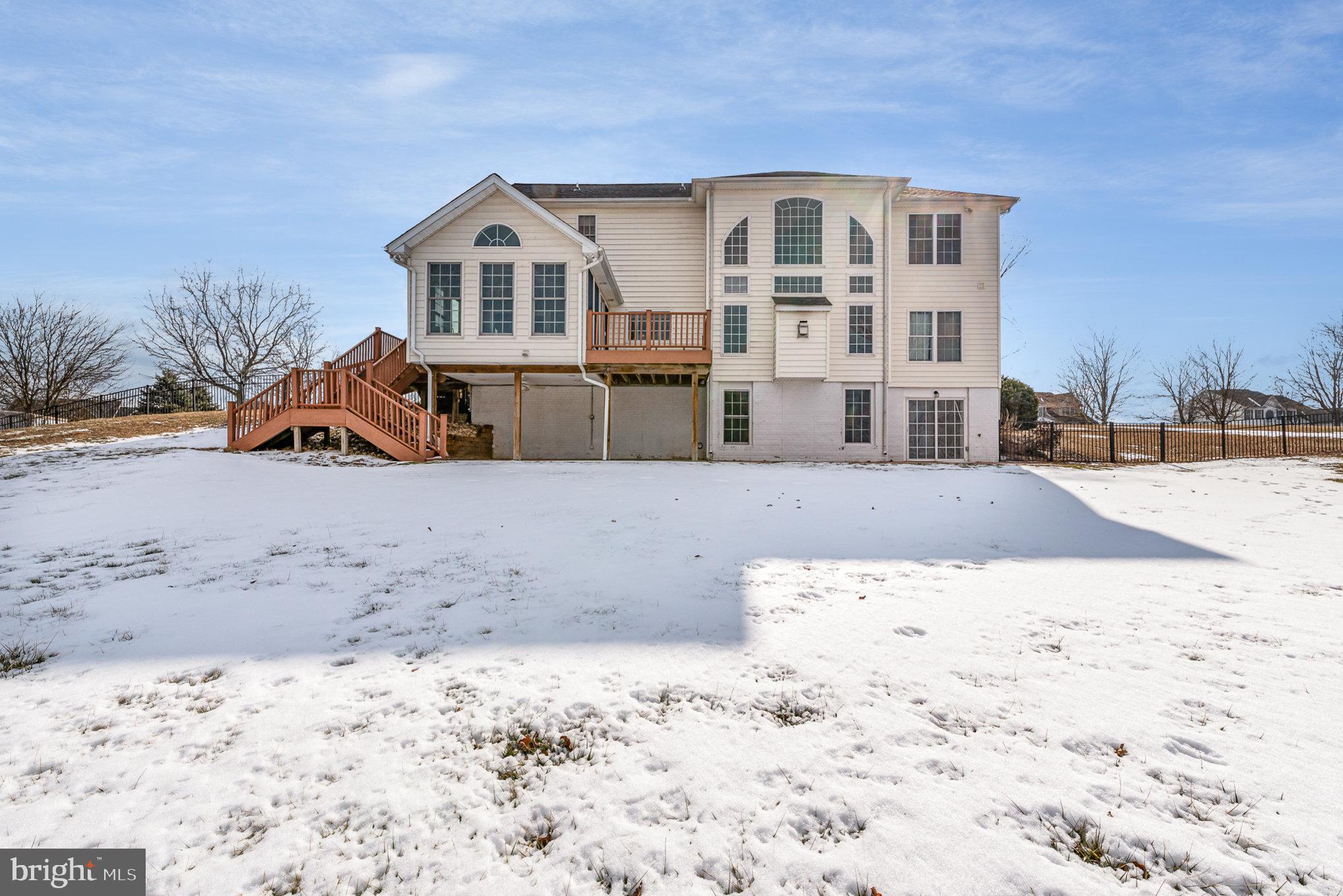 3 Ailsa Court Rising Sun, MD 21911 - Photo 43 of 48 a view of a large buildings with wooden fence
