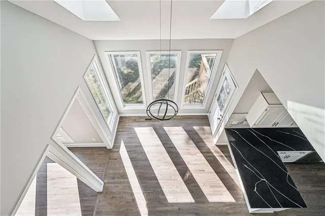 $429,900 | 1515 Fox Run Lane, Raymore, MO 64083