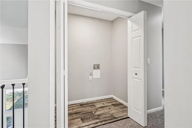 $429,900 | 1515 Fox Run Lane, Raymore, MO 64083