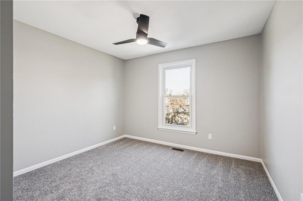 1515 Fox Run Lane Raymore, MO 64083 - Photo 29 of 37