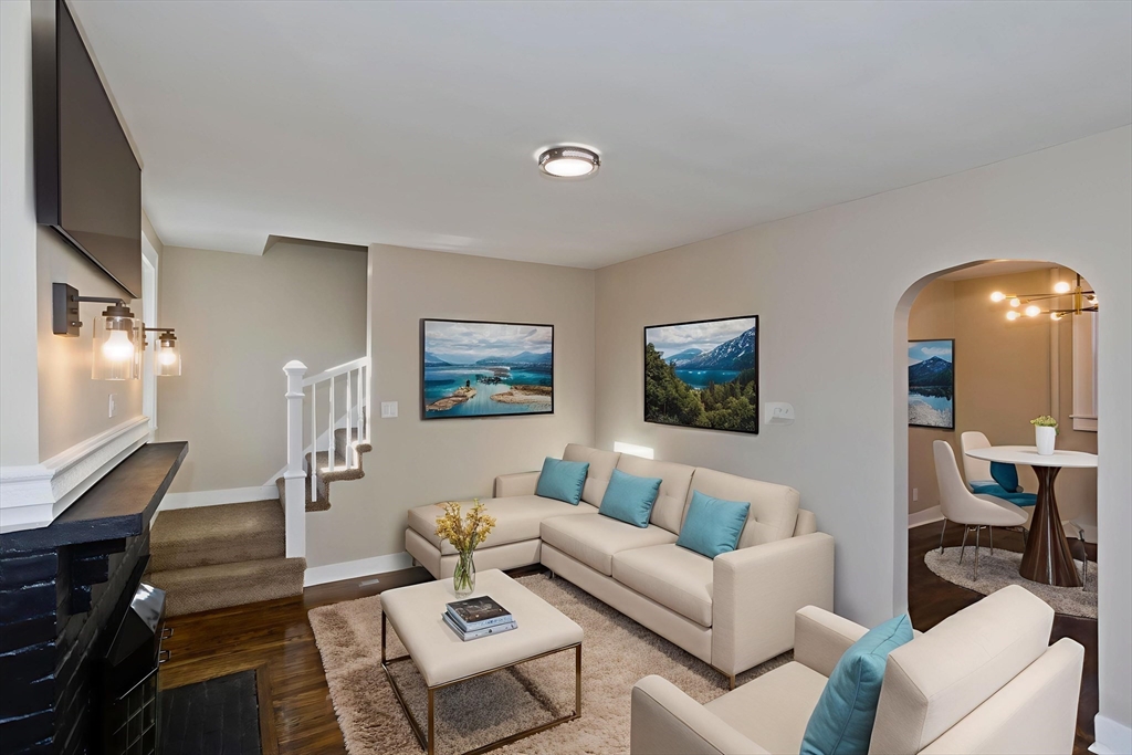 566 Broadway Street Chicopee, MA 01020 - Photo 14 of 40